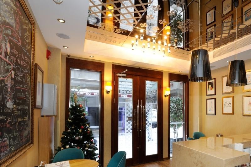 Collage Taksim Hotel Istambul Exterior foto