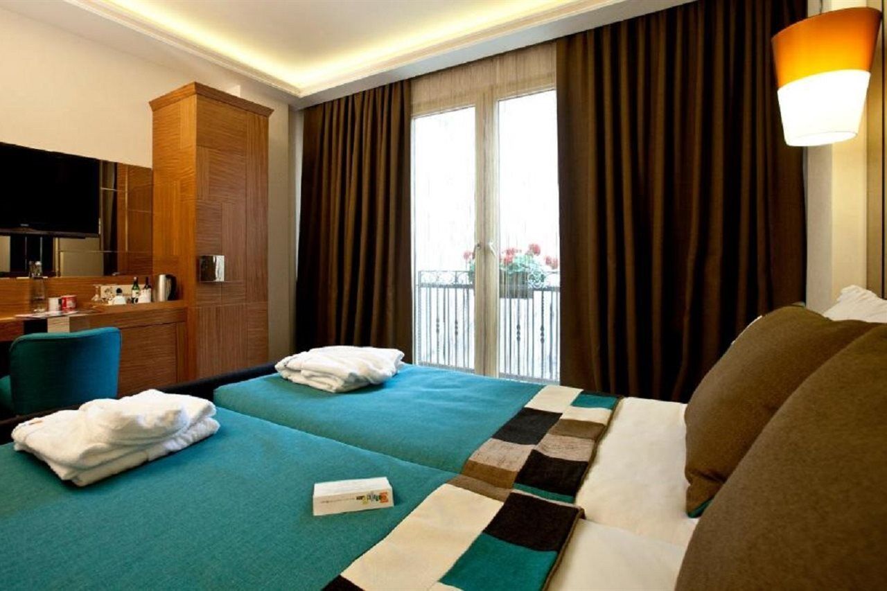Collage Taksim Hotel Istambul Exterior foto